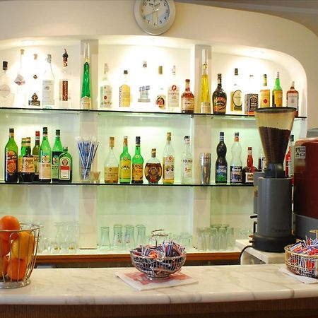 Hotel Veliero 里米尼 外观 照片