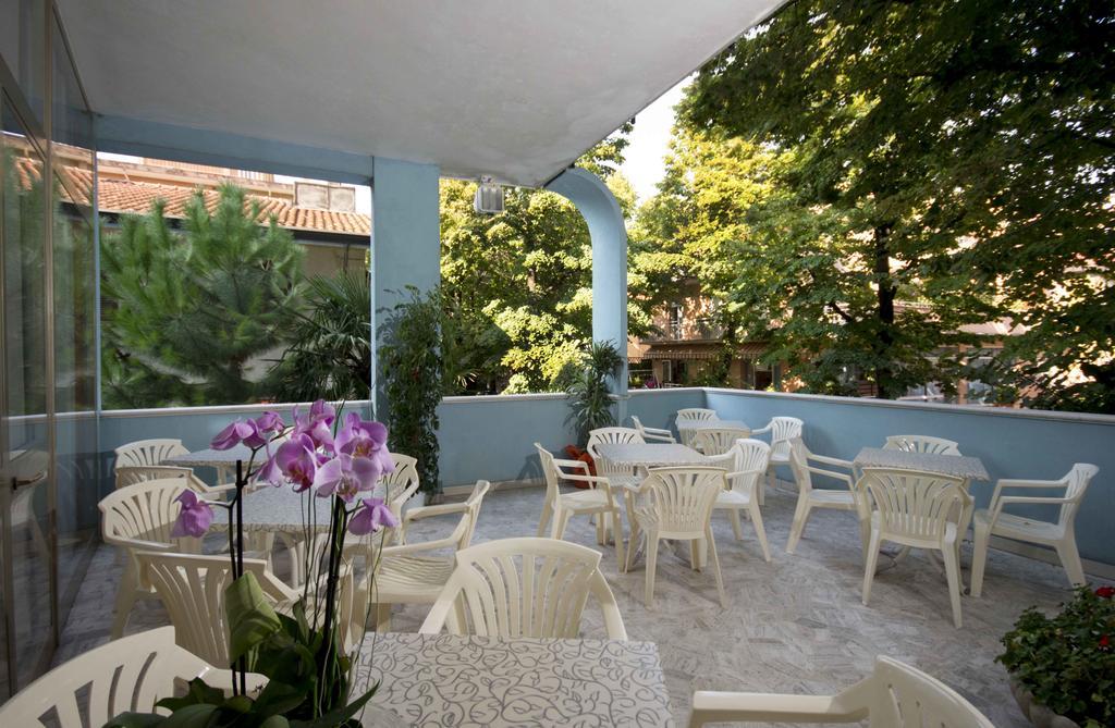Hotel Veliero 里米尼 外观 照片