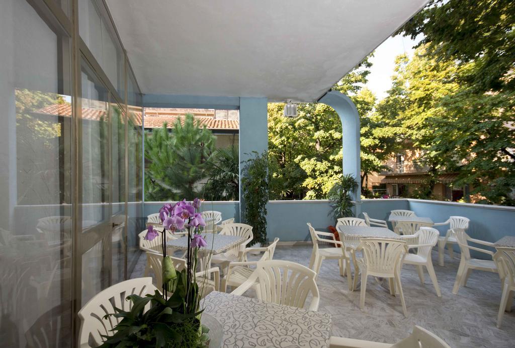 Hotel Veliero 里米尼 外观 照片