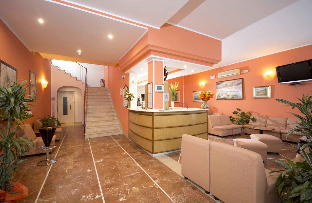 Hotel Veliero 里米尼 外观 照片